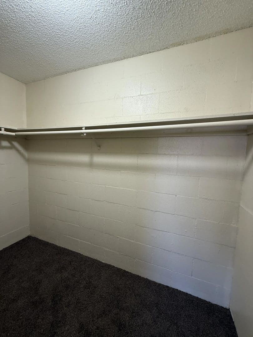 El Centro Apartment: 1681 Villa Ave.