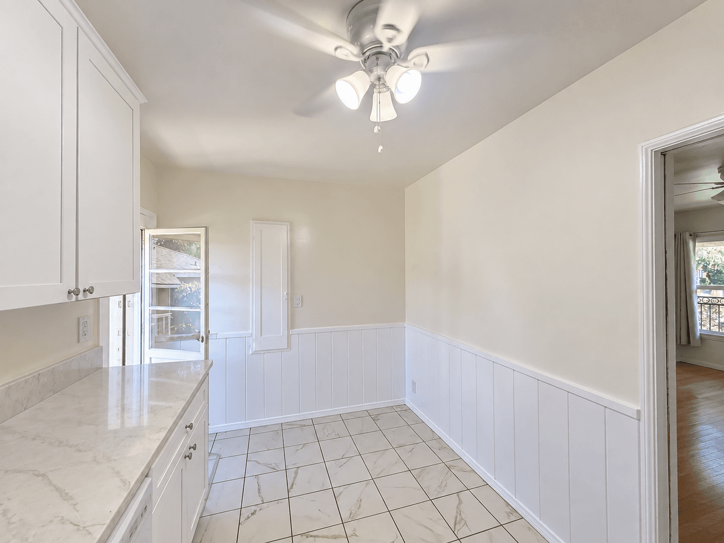 Glendale Apartment: 988 W. Glenoaks Blvd.