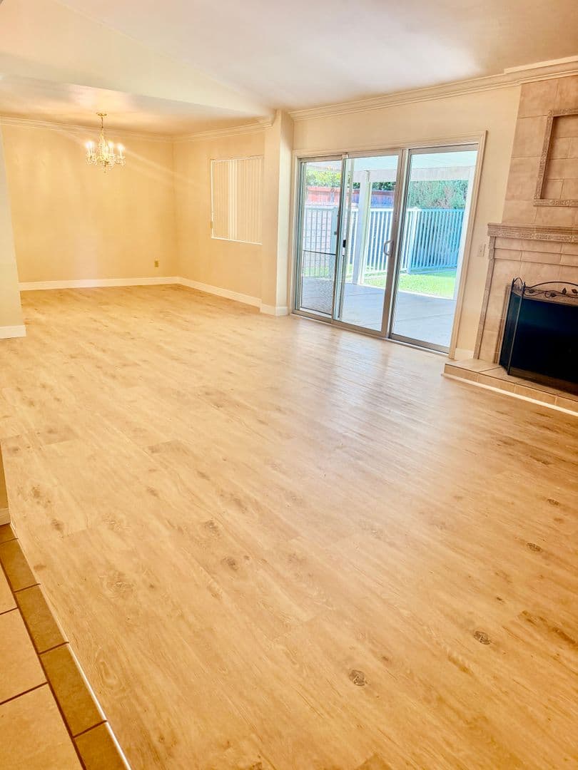 Newbury Park House: 228 Eagle View Place