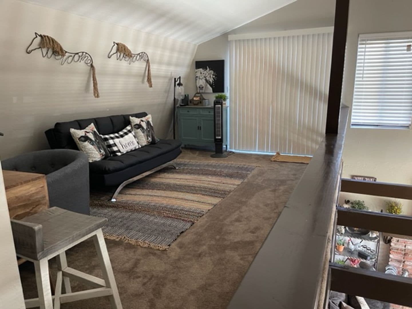 Tehachapi House: 24441 Oak Tree Court