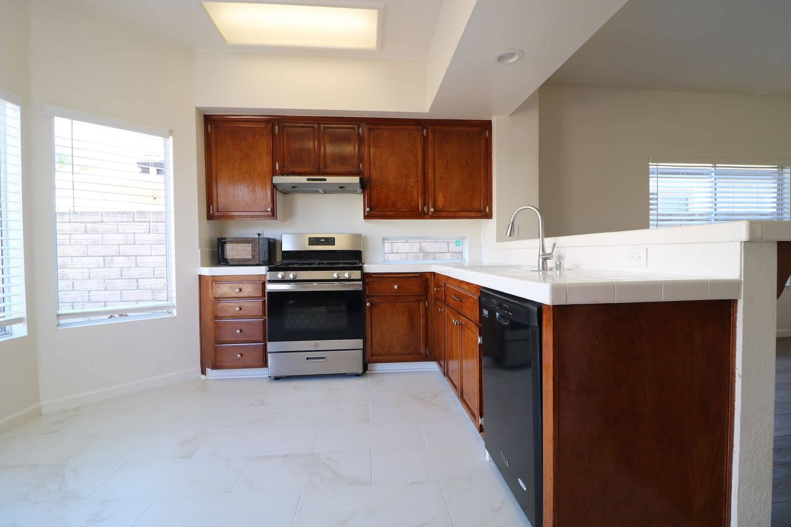 Simi Valley House: 3091 Lamplighter Street