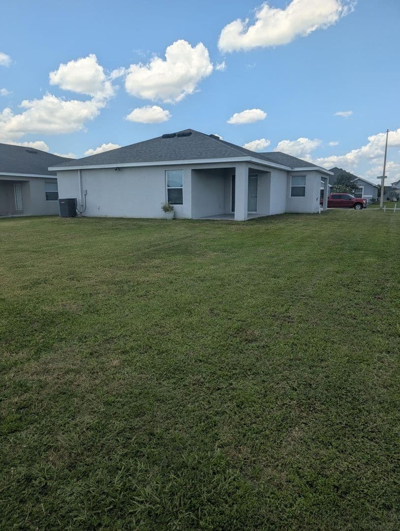 Lakeland House: 3902 White Ibis Rd