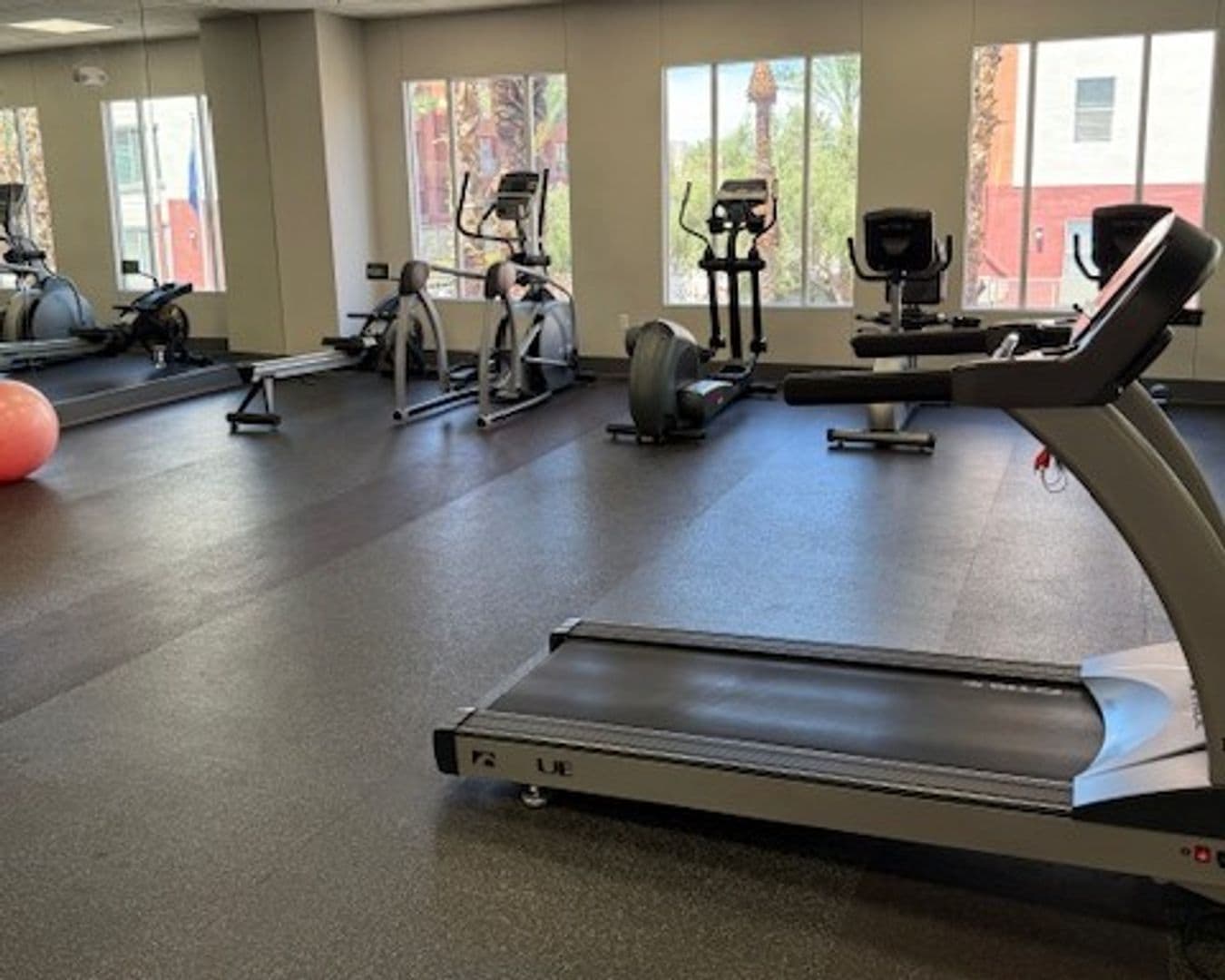 Las Vegas Apartment: 39 E Agate Ave #402