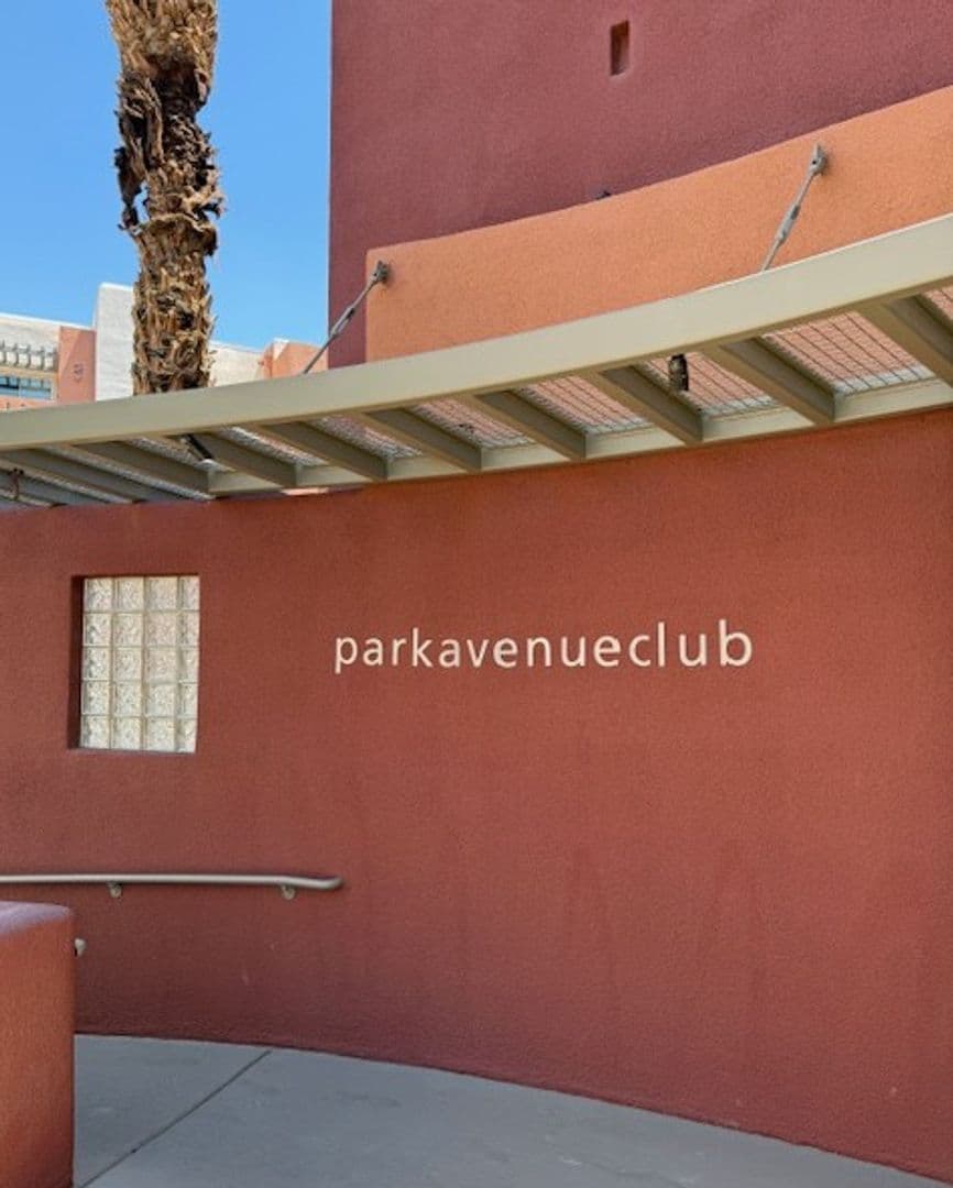 Las Vegas Apartment: 39 E Agate Ave #402