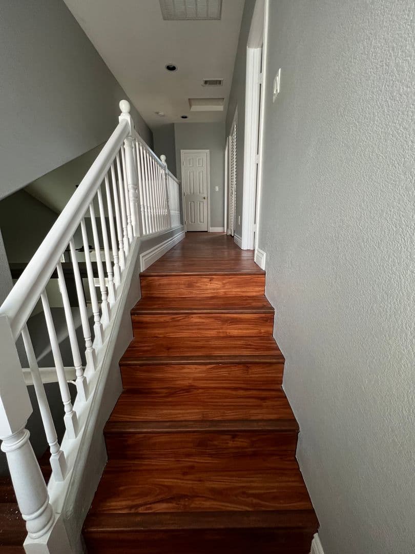 Las Vegas House: 6010 Quiet Glow Ave
