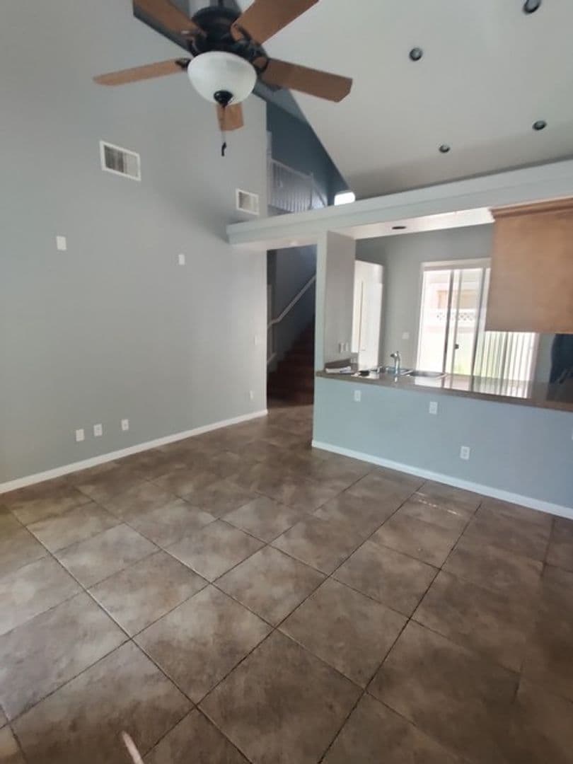 Las Vegas House: 6010 Quiet Glow Ave