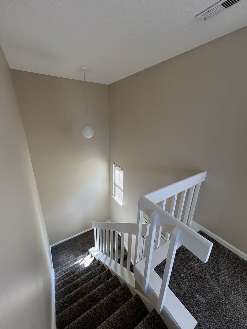 Indianapolis Apartment: 3855 Oak Lake Circle