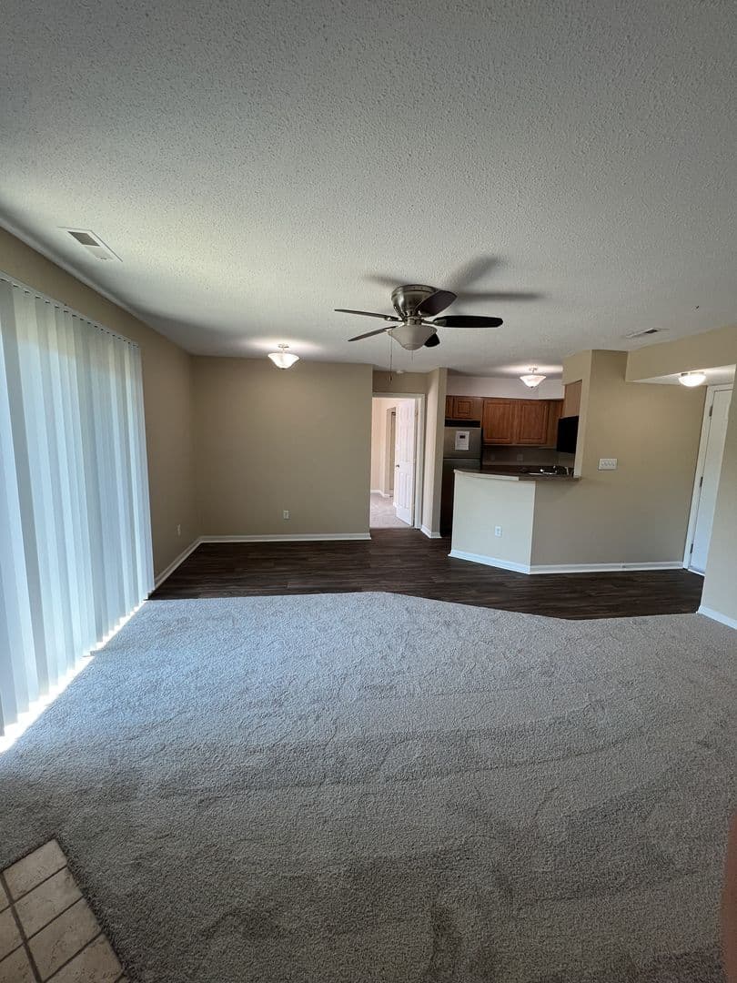 Indianapolis Apartment: 3855 Oak Lake Circle