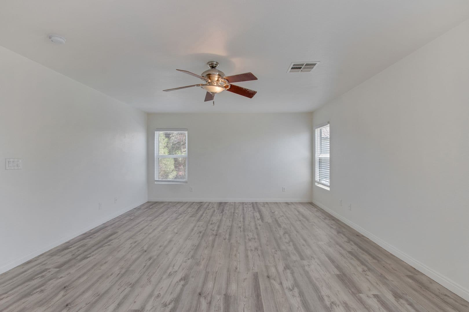 North Las Vegas House: 3229 Visionary Bay Ave