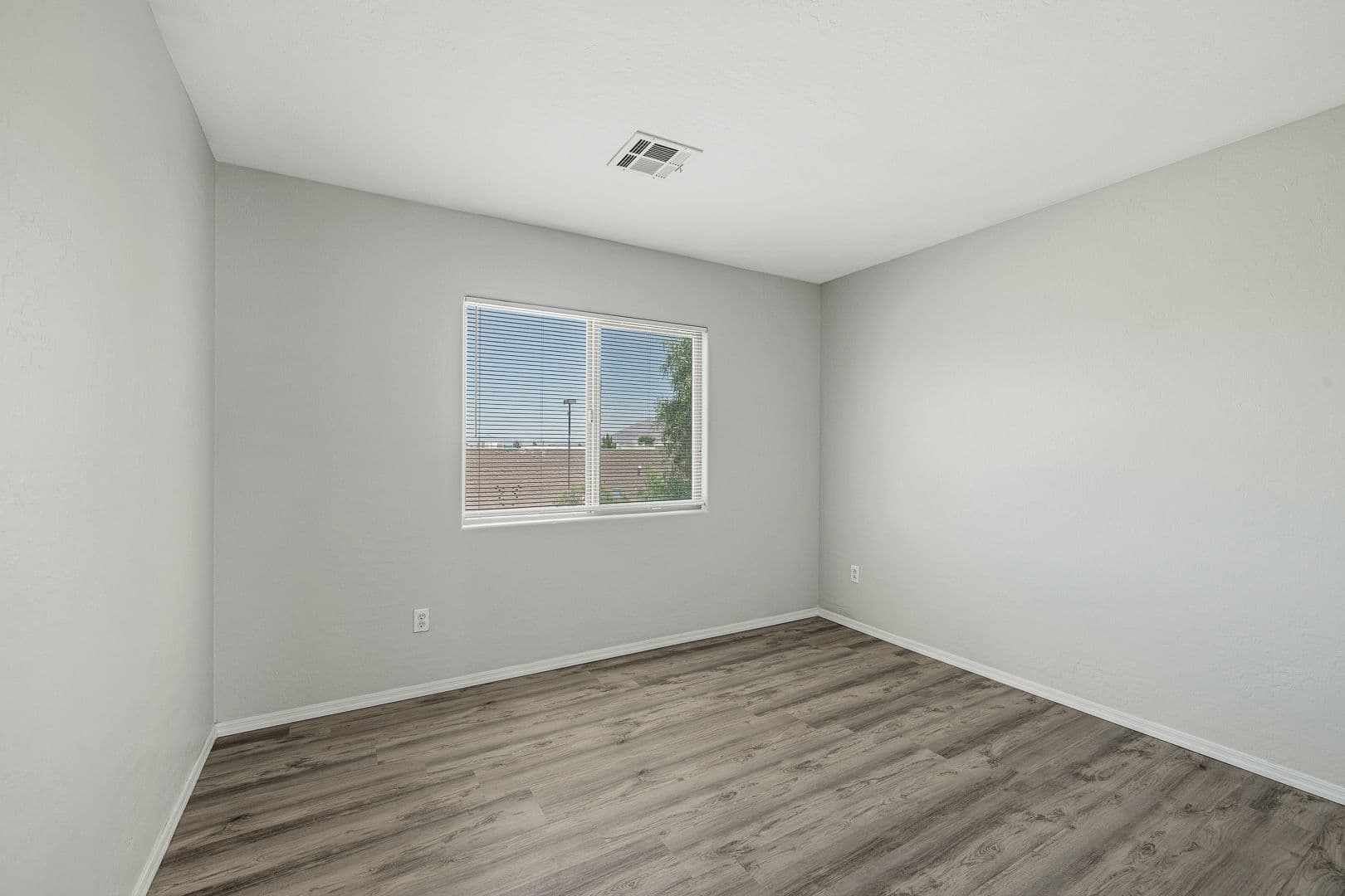 Las Vegas House: 5244 Tipper Ave