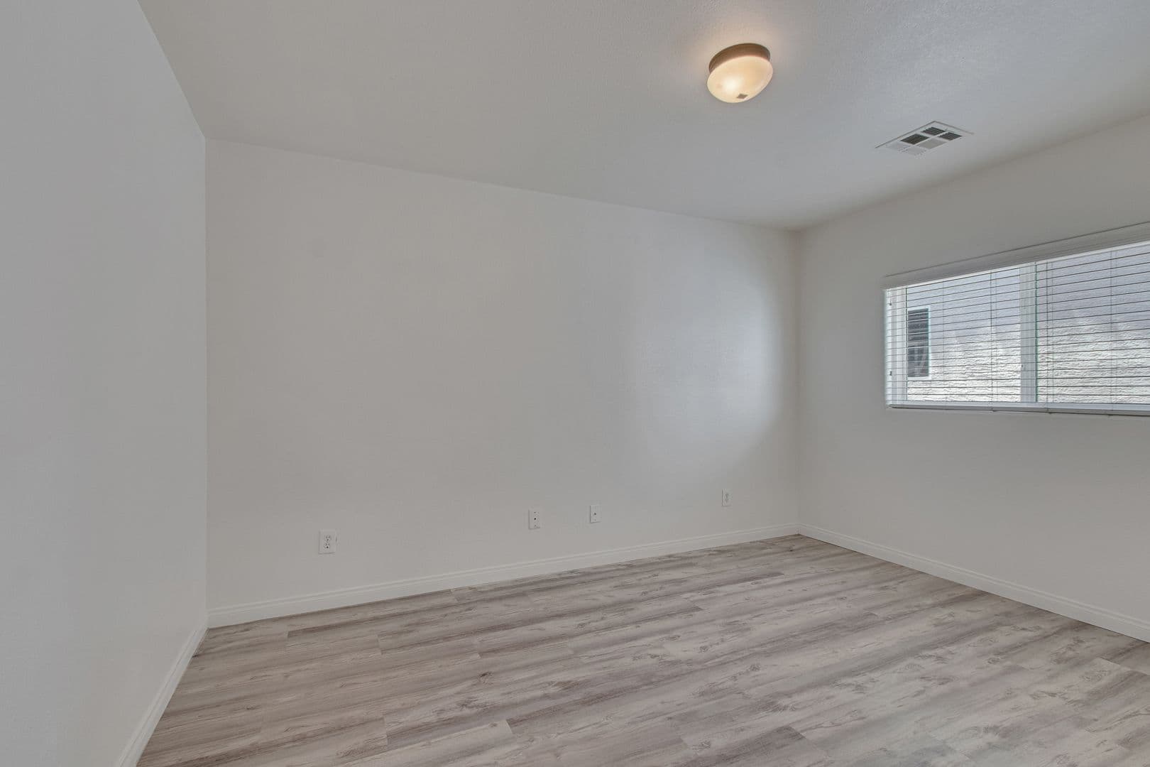 North Las Vegas House: 3229 Visionary Bay Ave