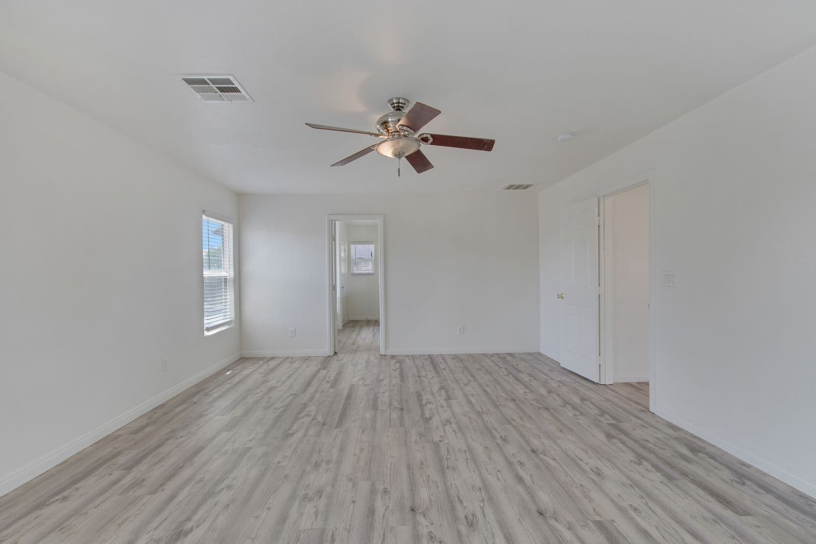 North Las Vegas House: 3229 Visionary Bay Ave