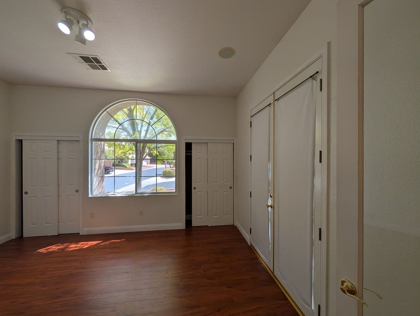 Las Vegas House: 11000 Pine Knolls Ct