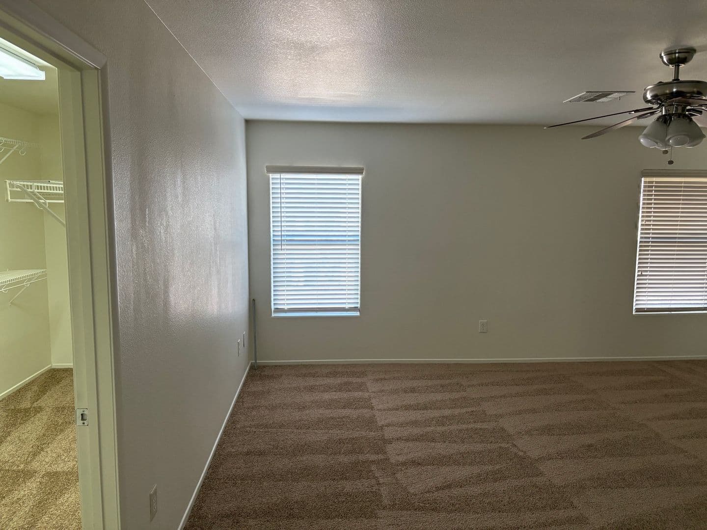 North Las Vegas House: 5644 Granville Lake St