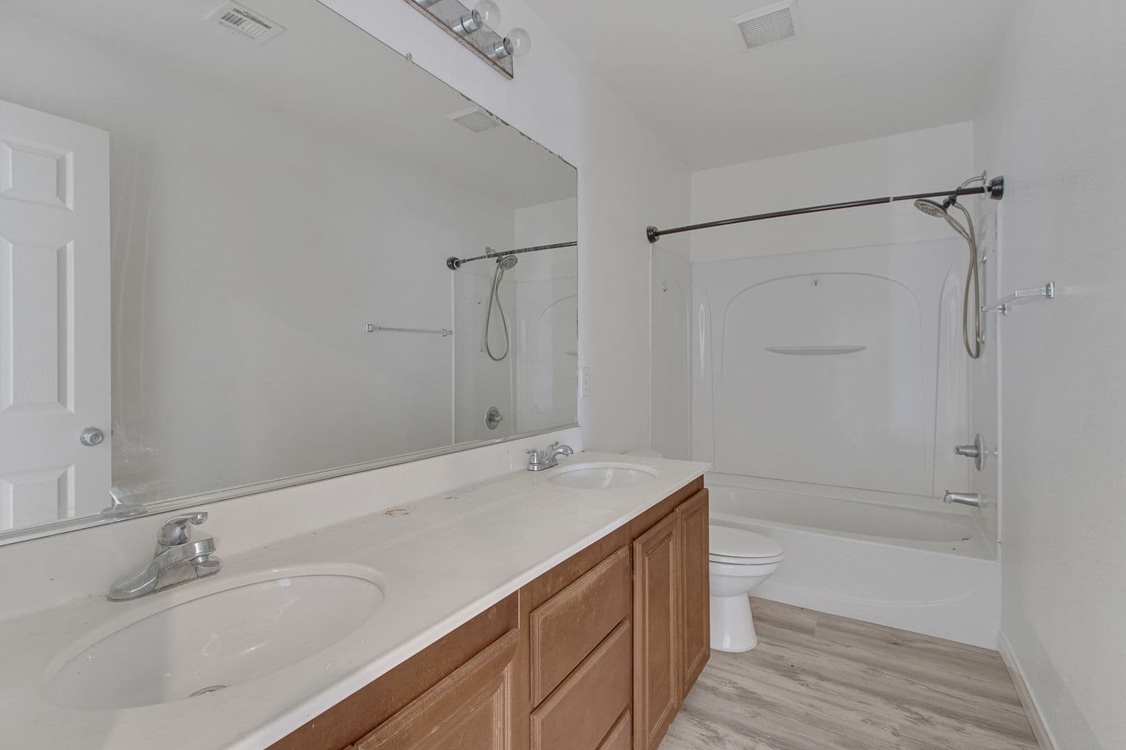 North Las Vegas House: 3229 Visionary Bay Ave