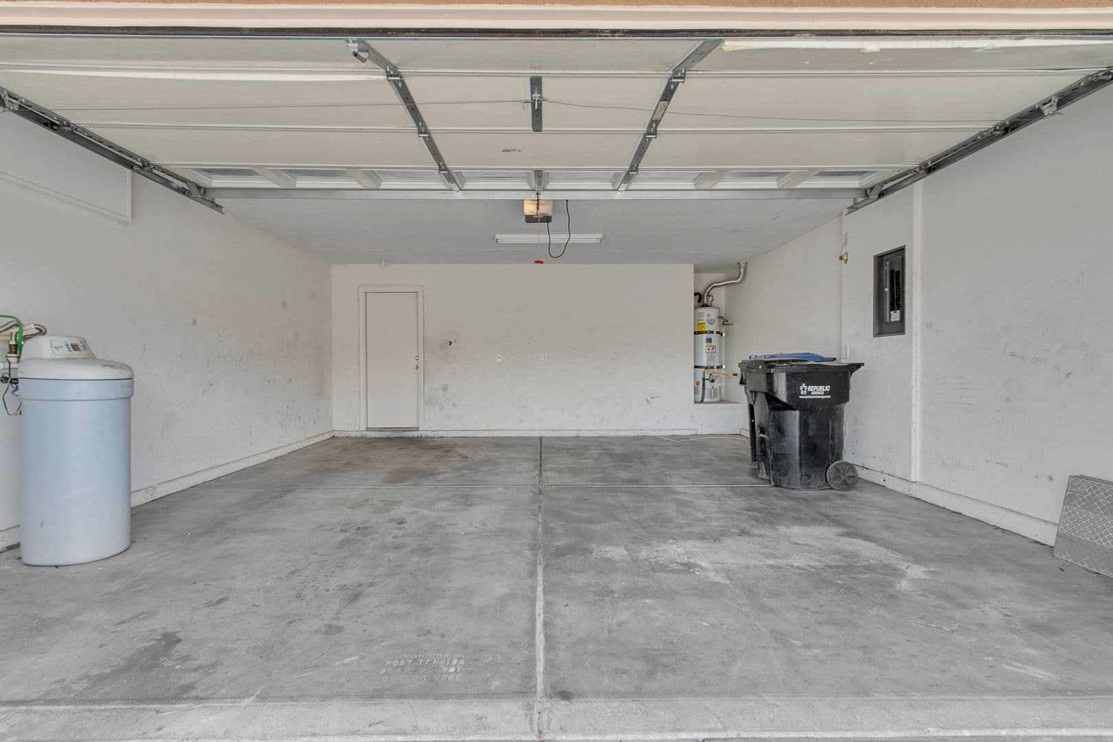 North Las Vegas House: 3229 Visionary Bay Ave