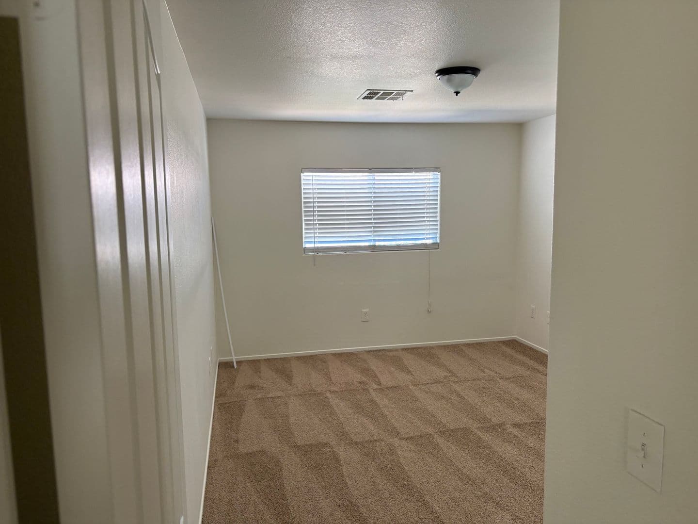 North Las Vegas House: 5644 Granville Lake St