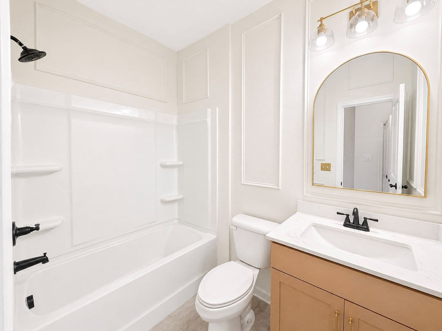 Mount Holly House: 421 Buford Way
