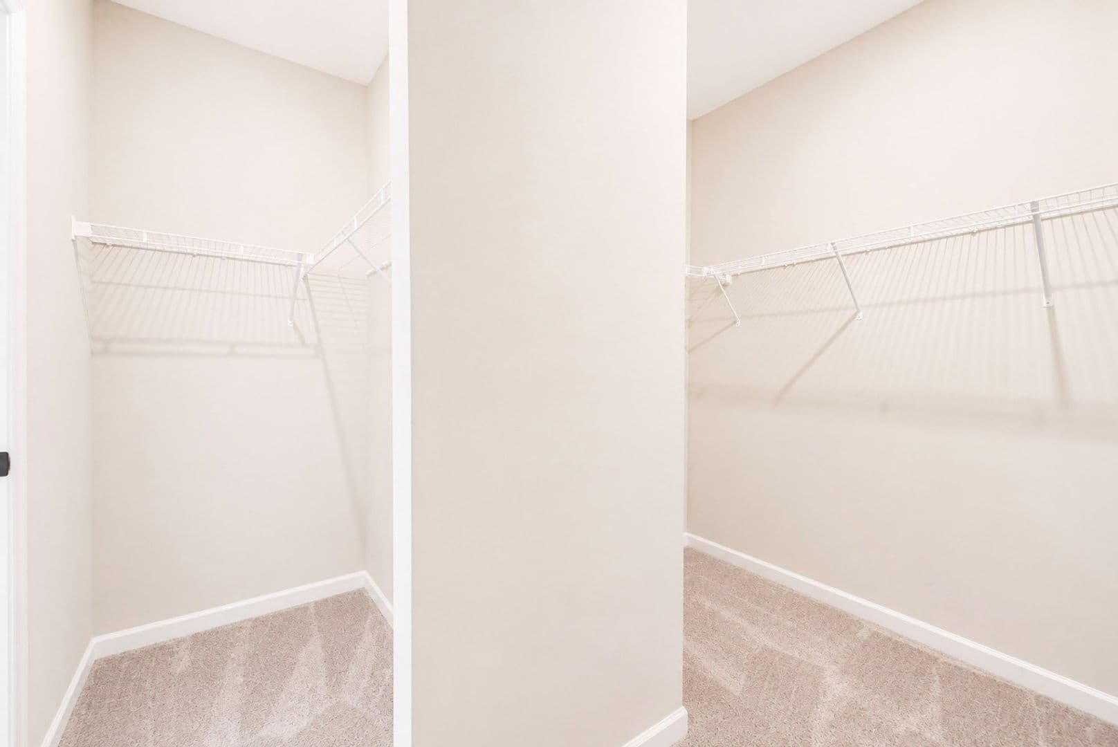 Mount Holly House: 421 Buford Way
