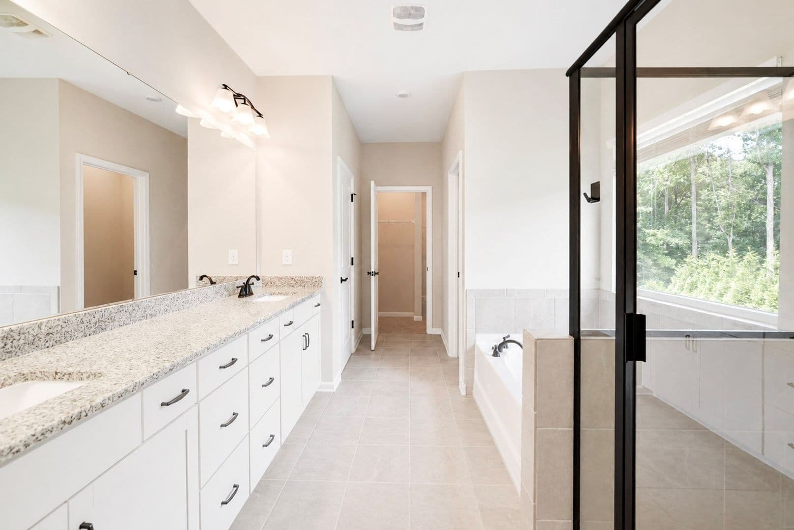 Mount Holly House: 421 Buford Way