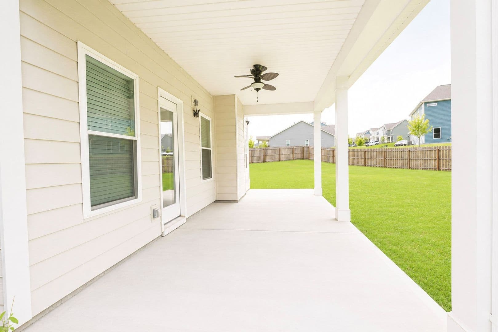 Mount Holly House: 421 Buford Way