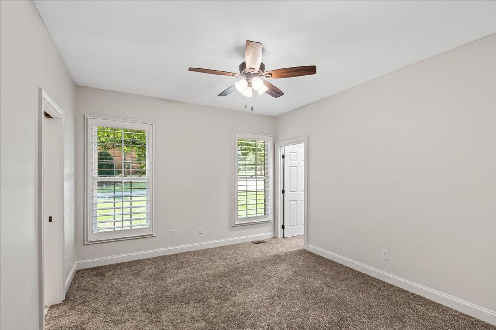Denver House: 7832 Chapel Creek Drive