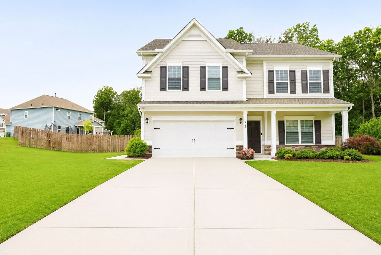 Mount Holly House: 421 Buford Way