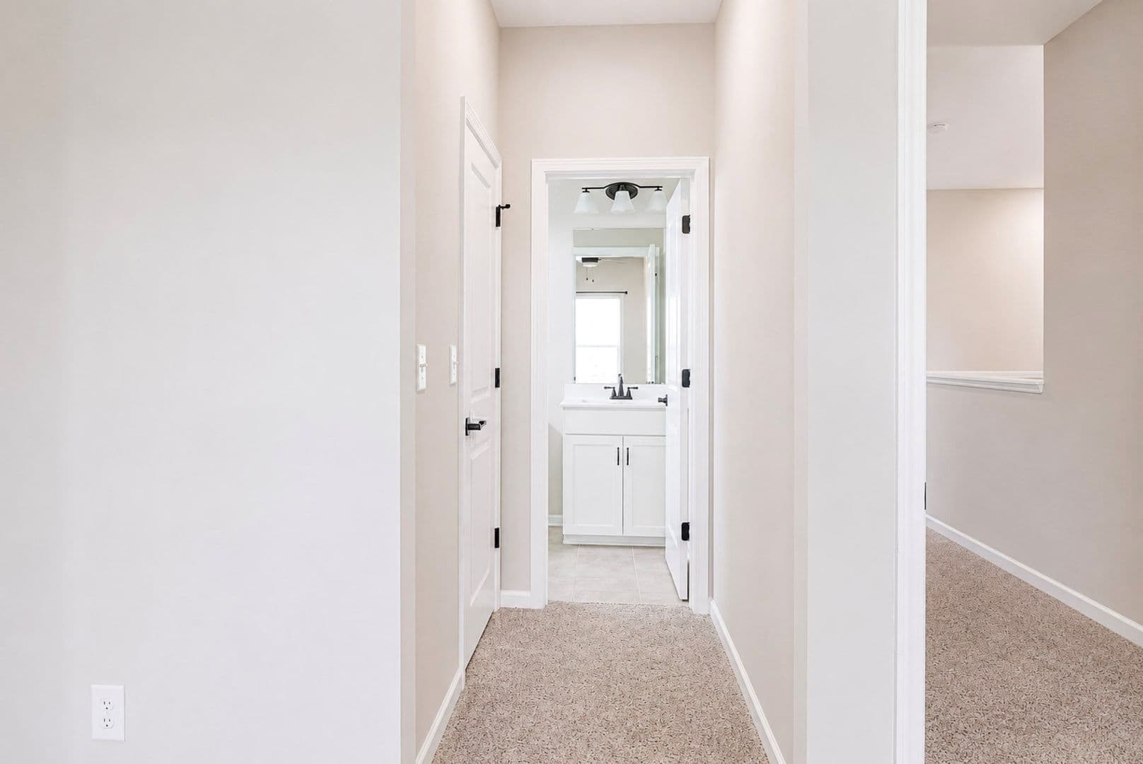 Mount Holly House: 421 Buford Way