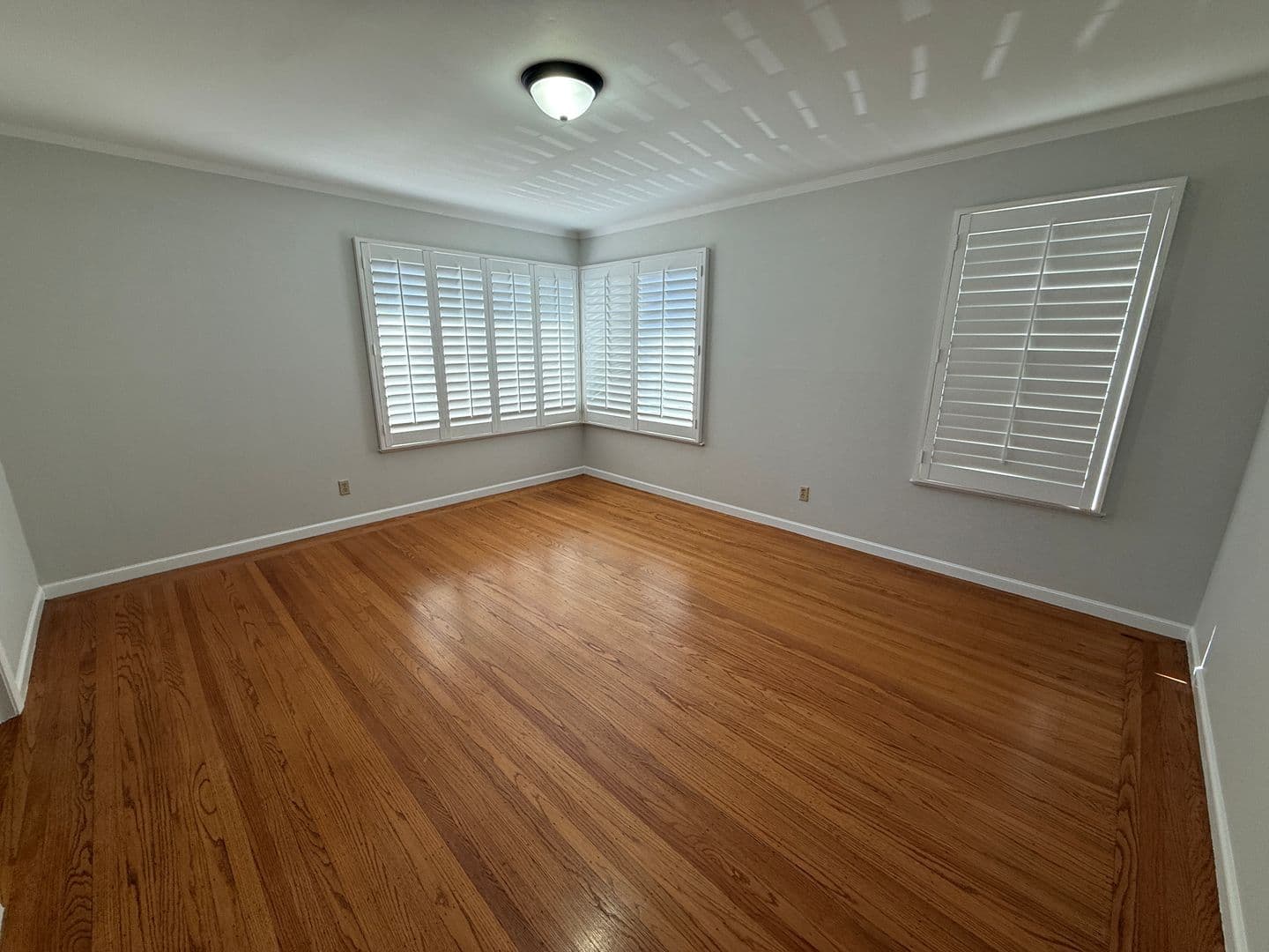 San Francisco House: 101 Ottawa Ave
