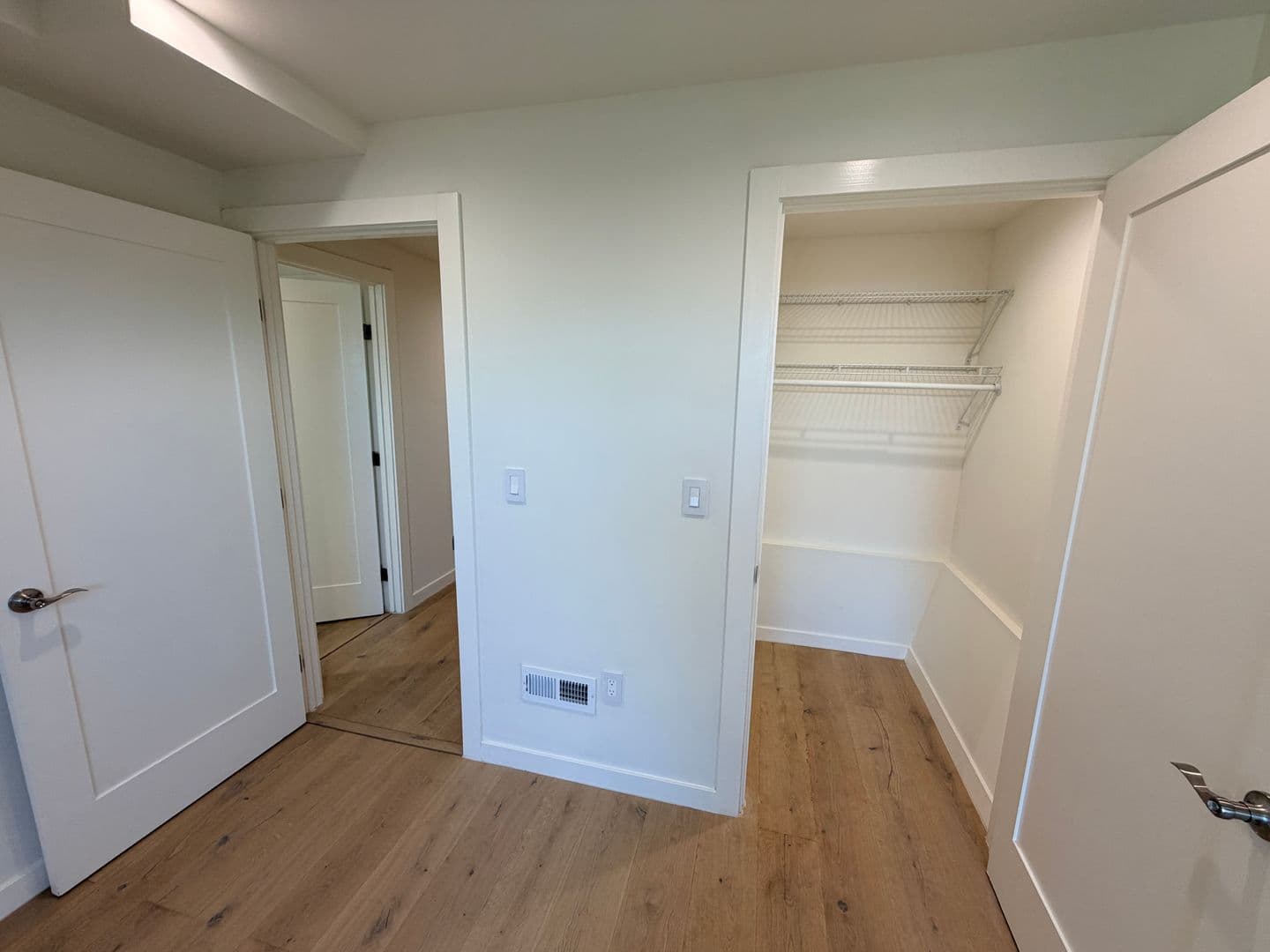 San Francisco House: 2239 43rd Ave