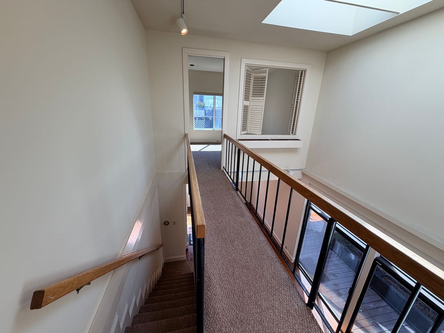 San Francisco House: 433 Bryant St