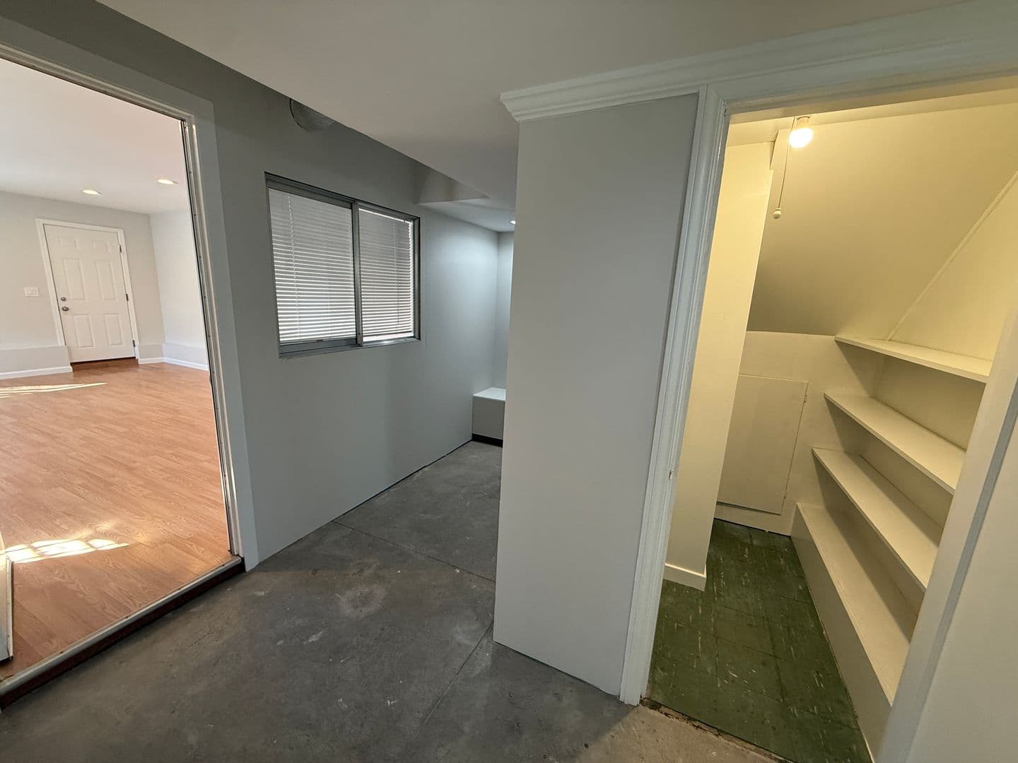 San Francisco House: 101 Ottawa Ave