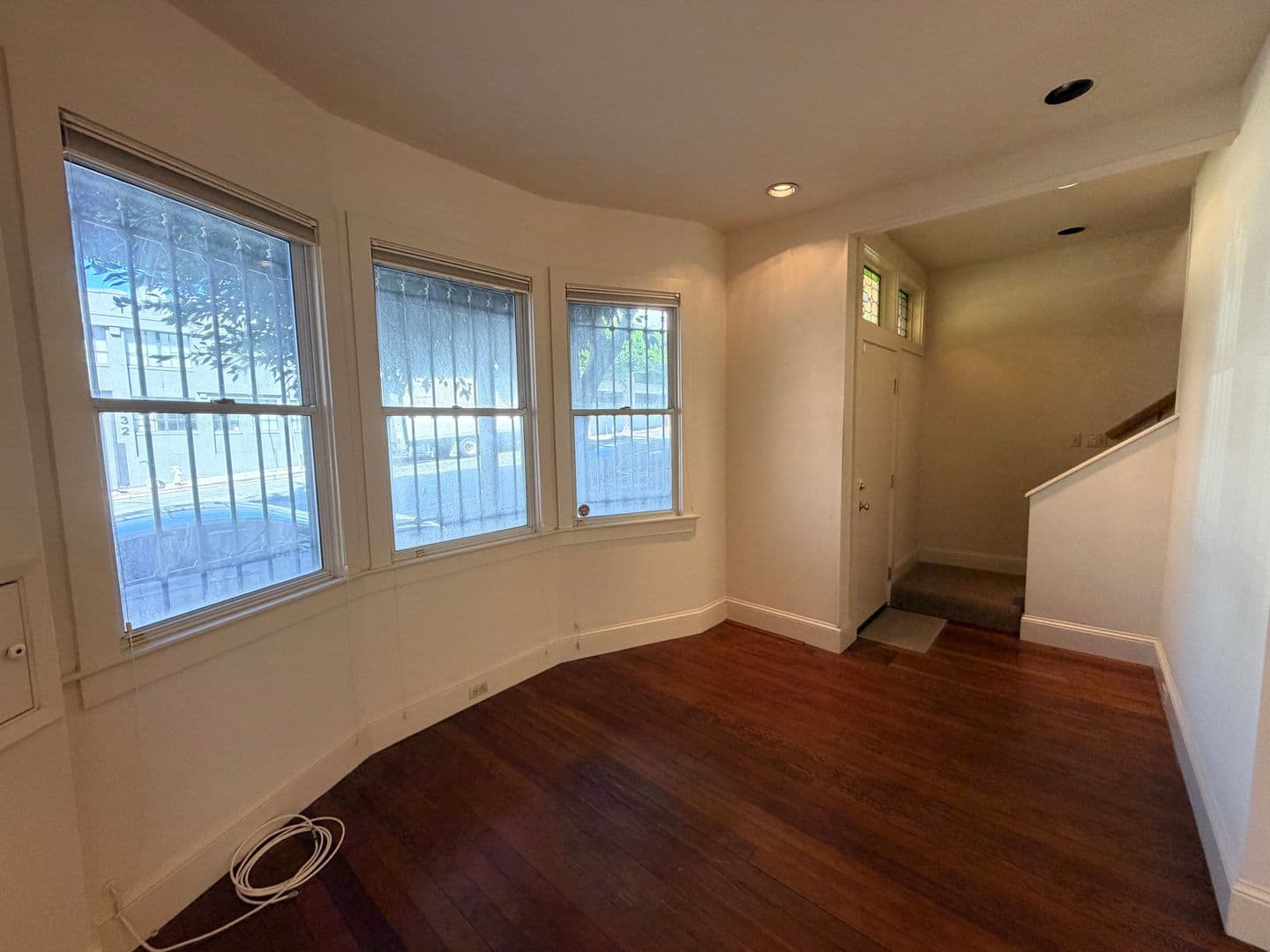 San Francisco House: 433 Bryant St