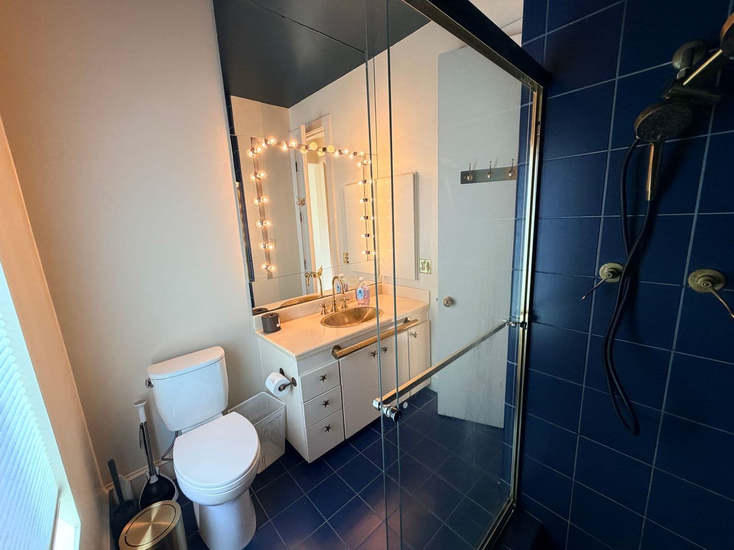 San Francisco House: 433 Bryant St