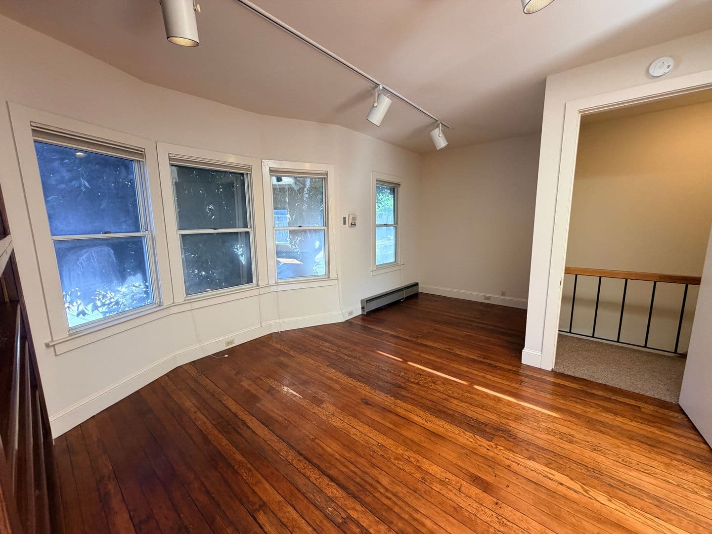 San Francisco House: 433 Bryant St