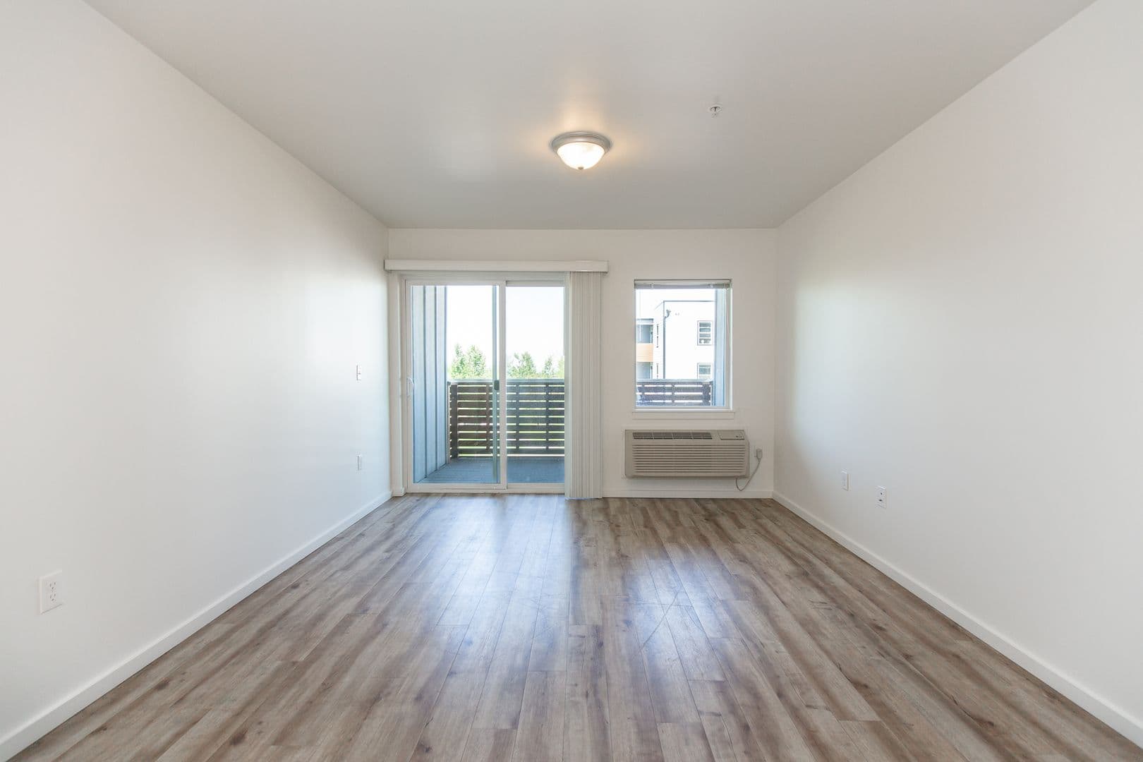 Bozeman Apartment: 106 S Cottonwood Road