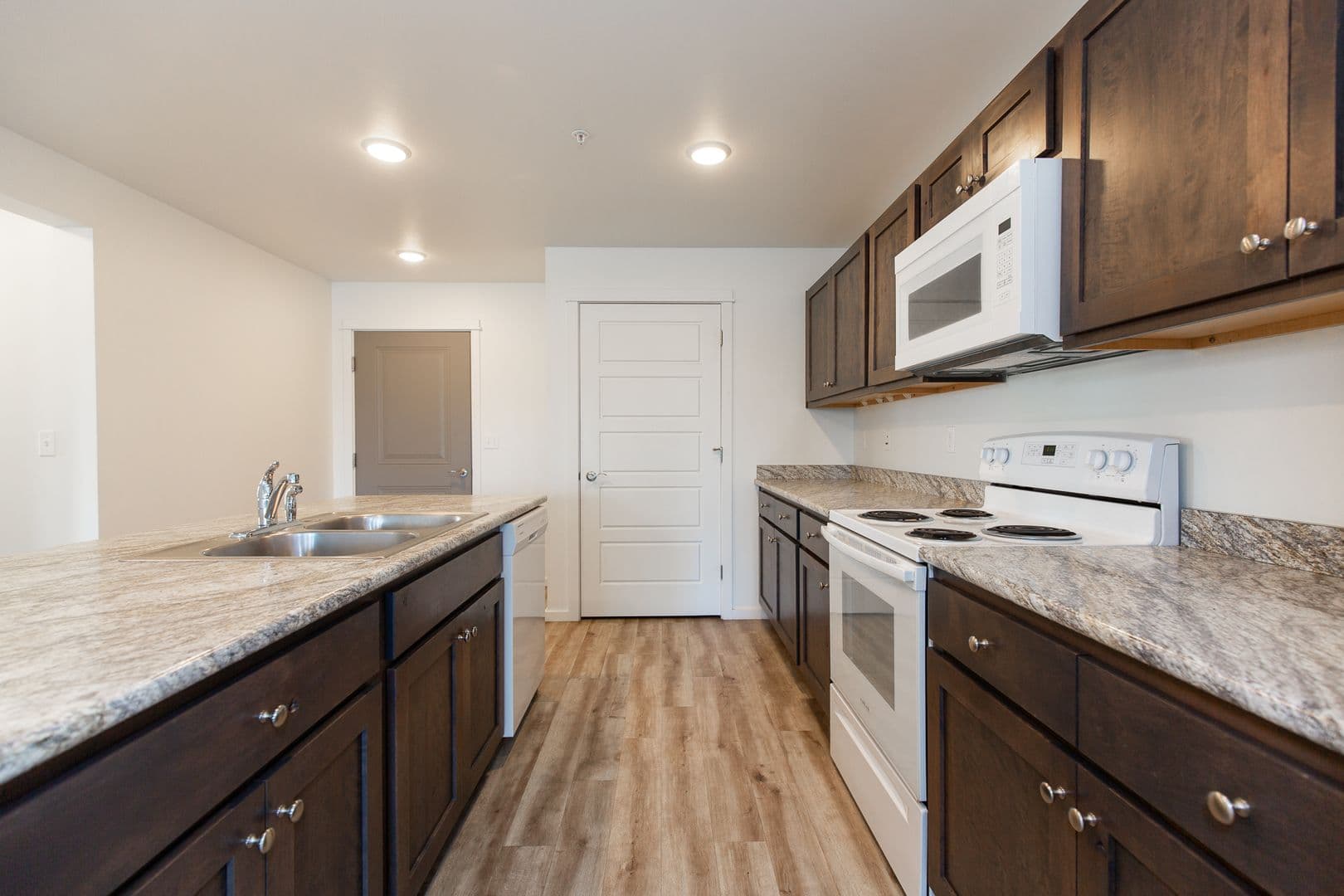 Bozeman Apartment: 106 S Cottonwood Road