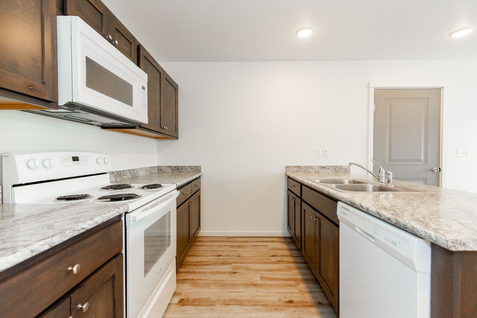 Bozeman Apartment: 106 S Cottonwood Road