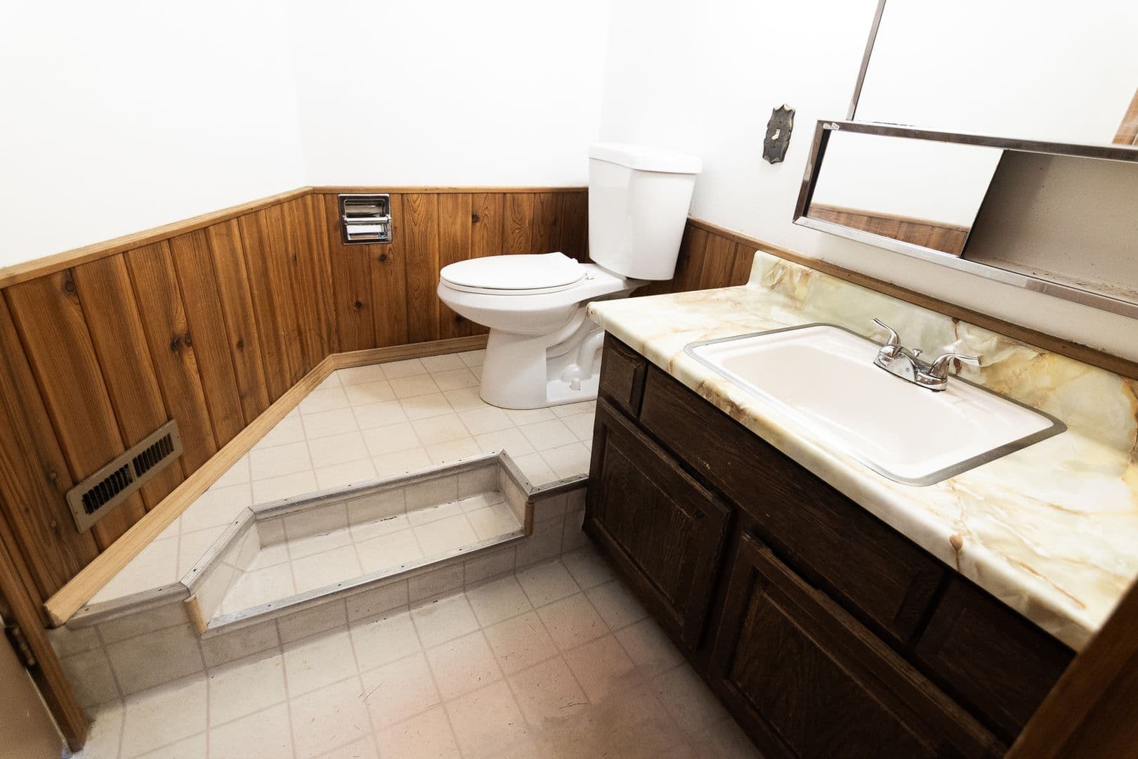 Bozeman Apartment: 421 N Rouse Avenue
