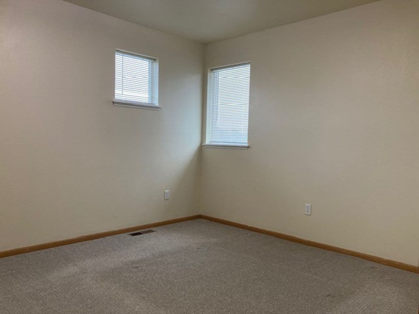 Bozeman Apartment: 1062 West Oak Street