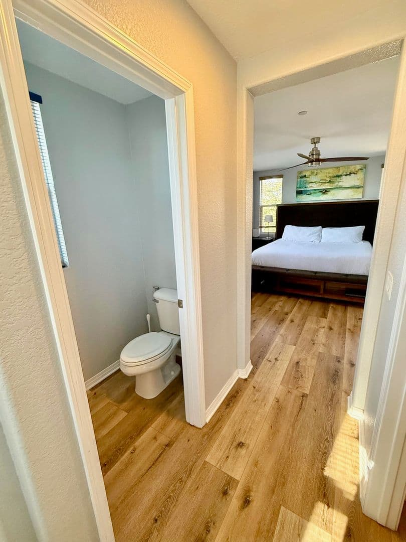 Oxnard House: 3129 Lisbon Lane