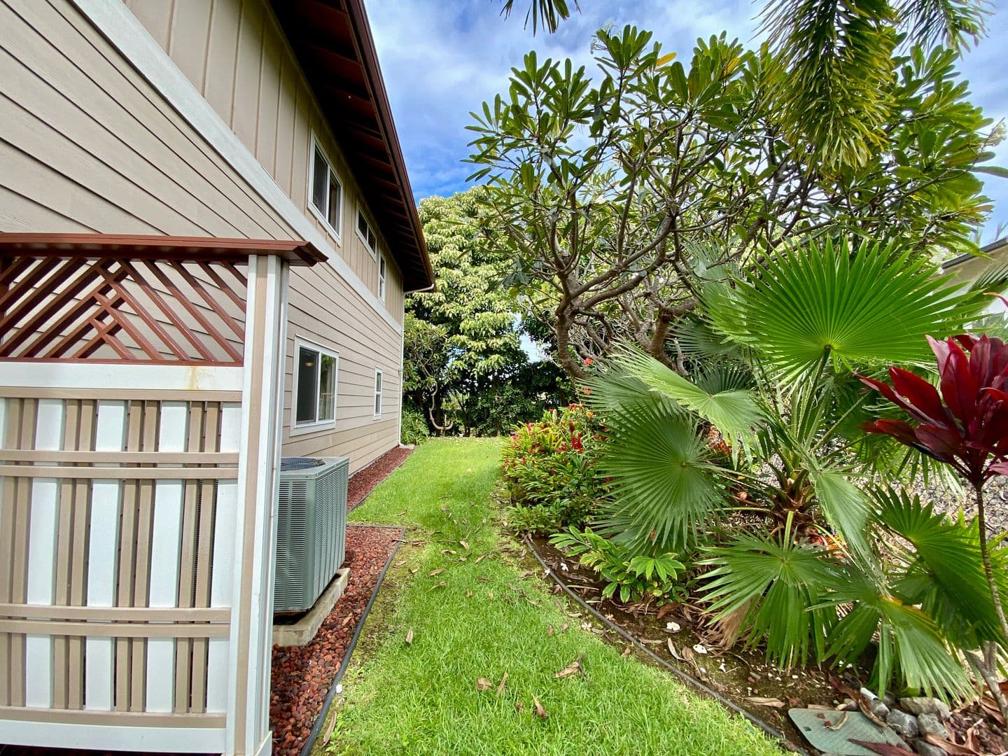 Kailua Kona House: 75-654 Lalii Pl