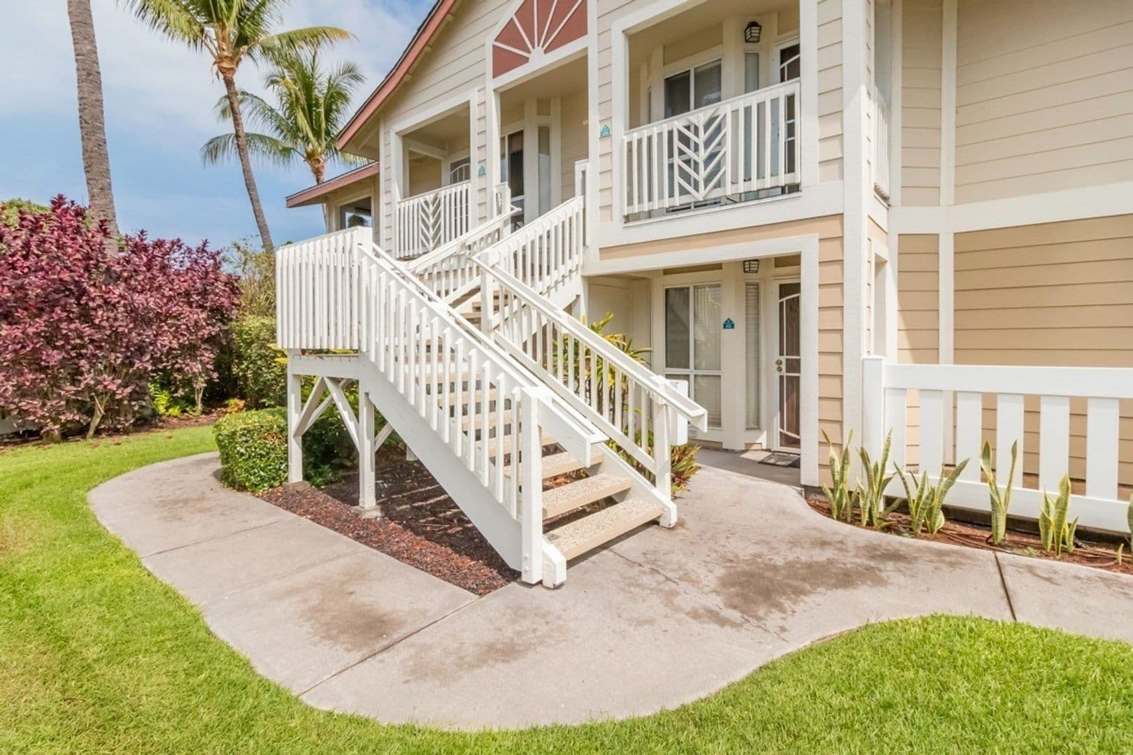 Kailua Kona Condo: 75-6081 Alii Drive, FF201