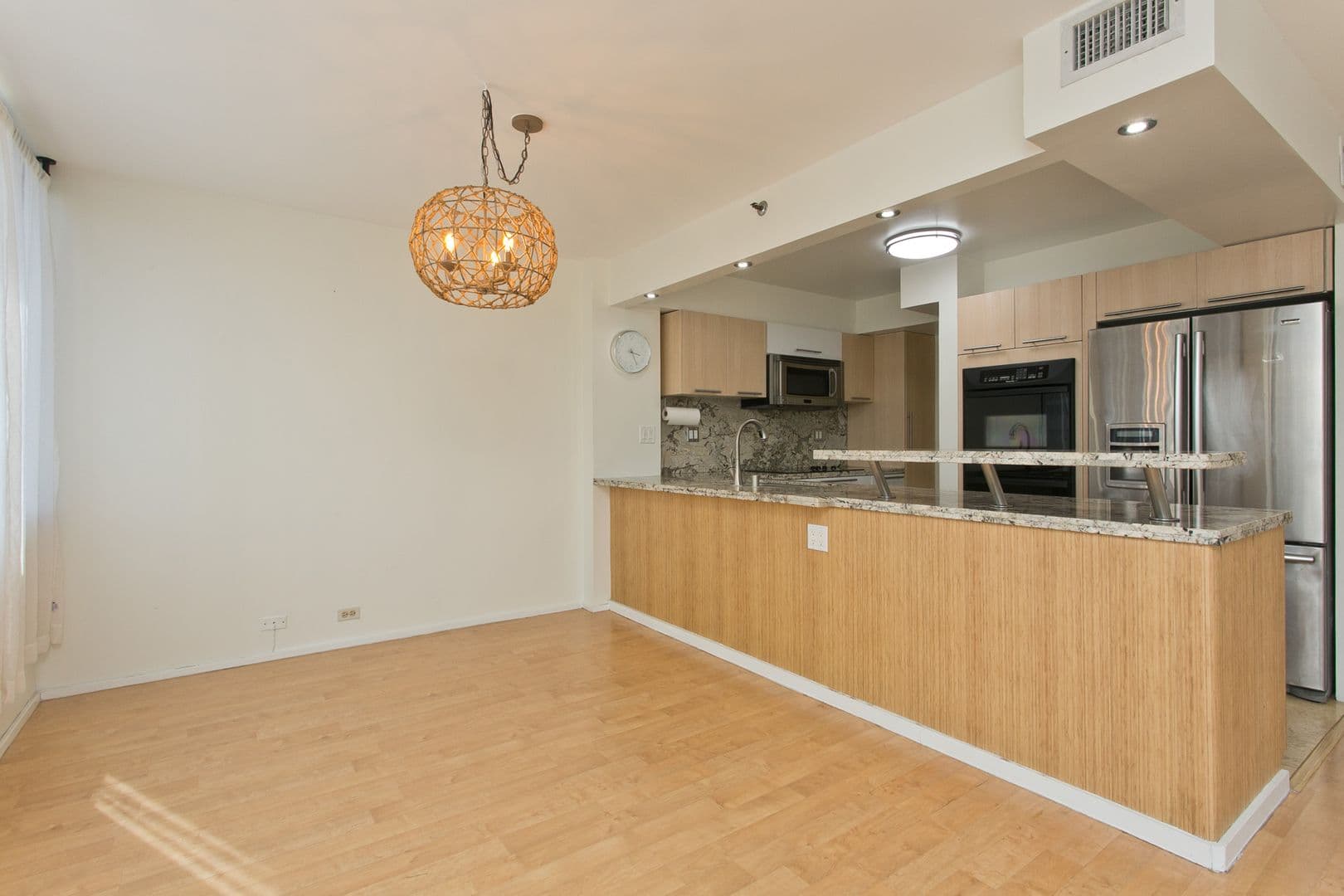 Honolulu House: 2232 Kapiolani Blvd