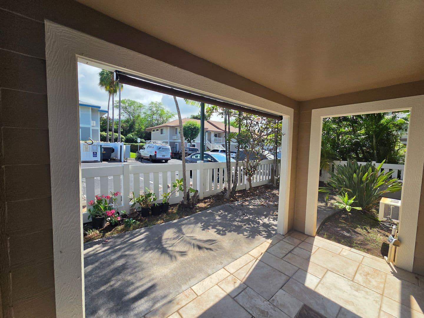 Kailua Kona Condo: 75-6081 Alii Dr. #W103