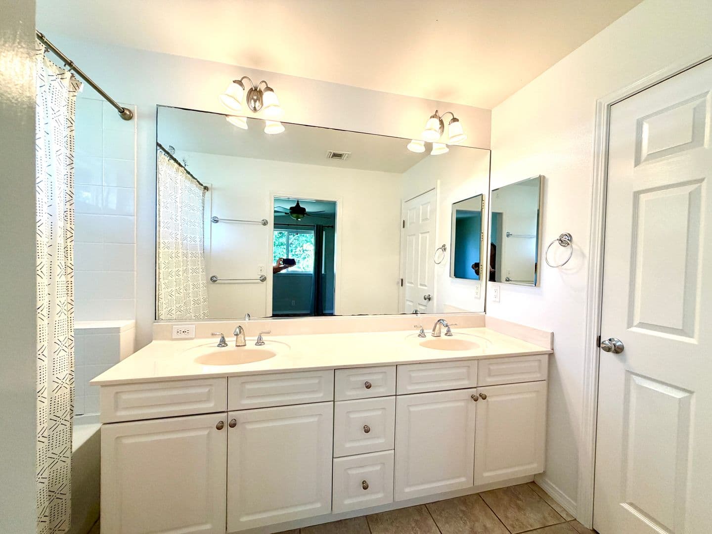 Kailua Kona House: 75-654 Lalii Pl