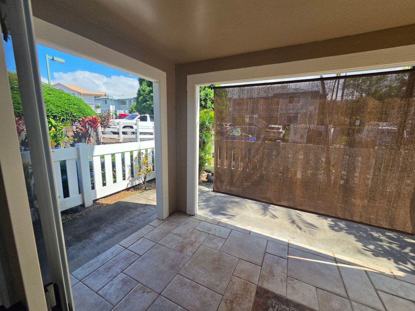 Kailua Kona Condo: 75-6081 Alii Dr. #W103