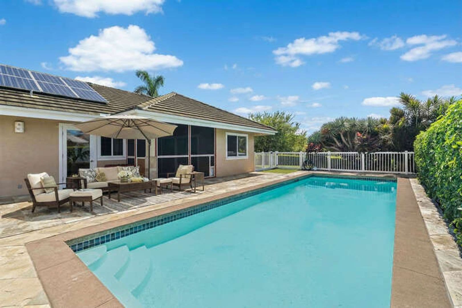 Kailua Kona House: 75-5614-R Hienaloli Road