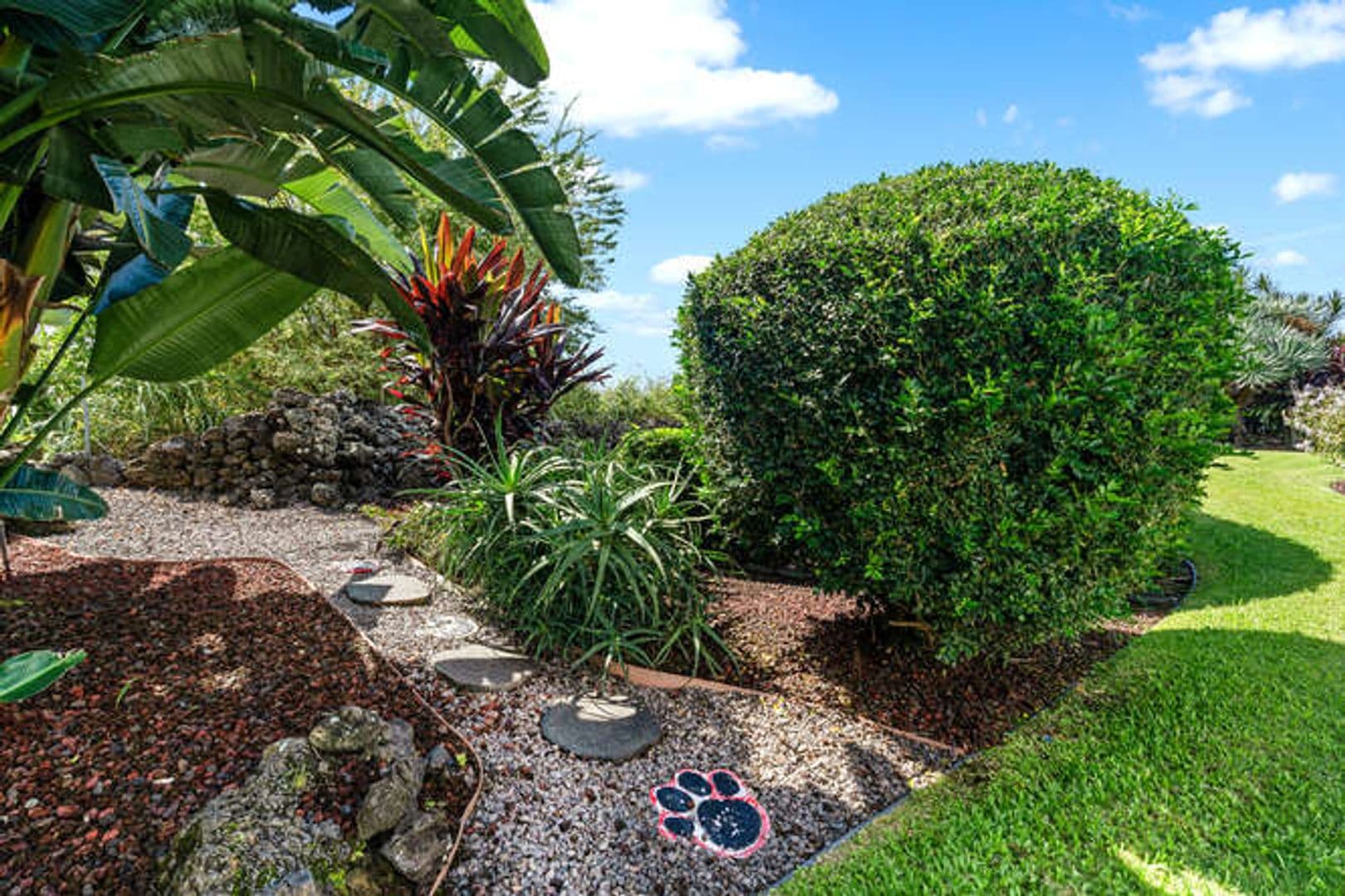 Kailua Kona House: 75-5614-R Hienaloli Road