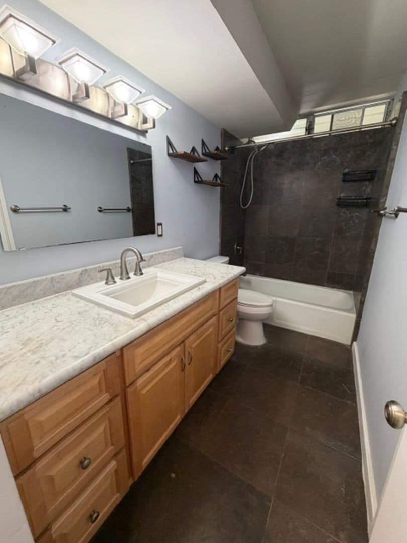 Honolulu Condo: 1401 Lusitana St